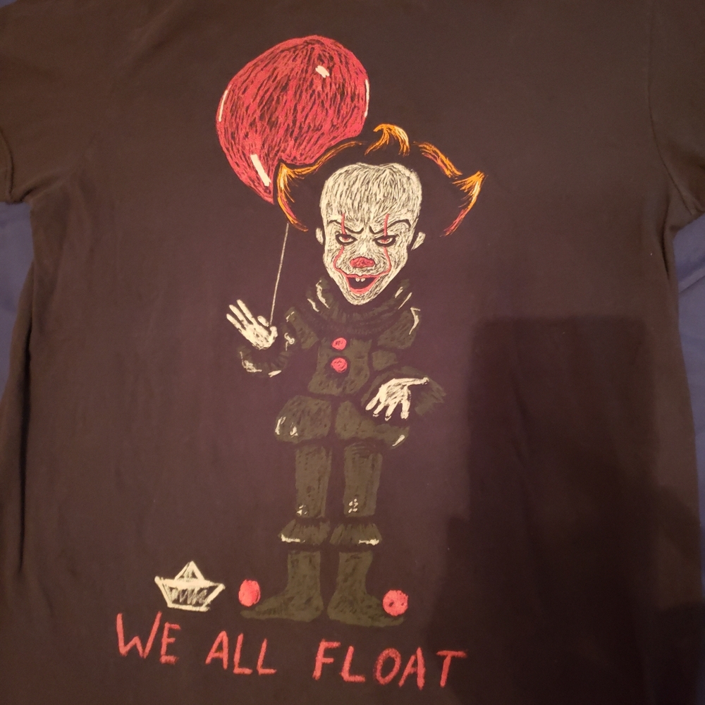 🎈Pennywise T-Shirt🎈 - Picture 2 of 2